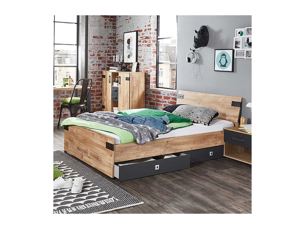 Niedriges Bettgestell Made in Germany Industry und Loft Stil