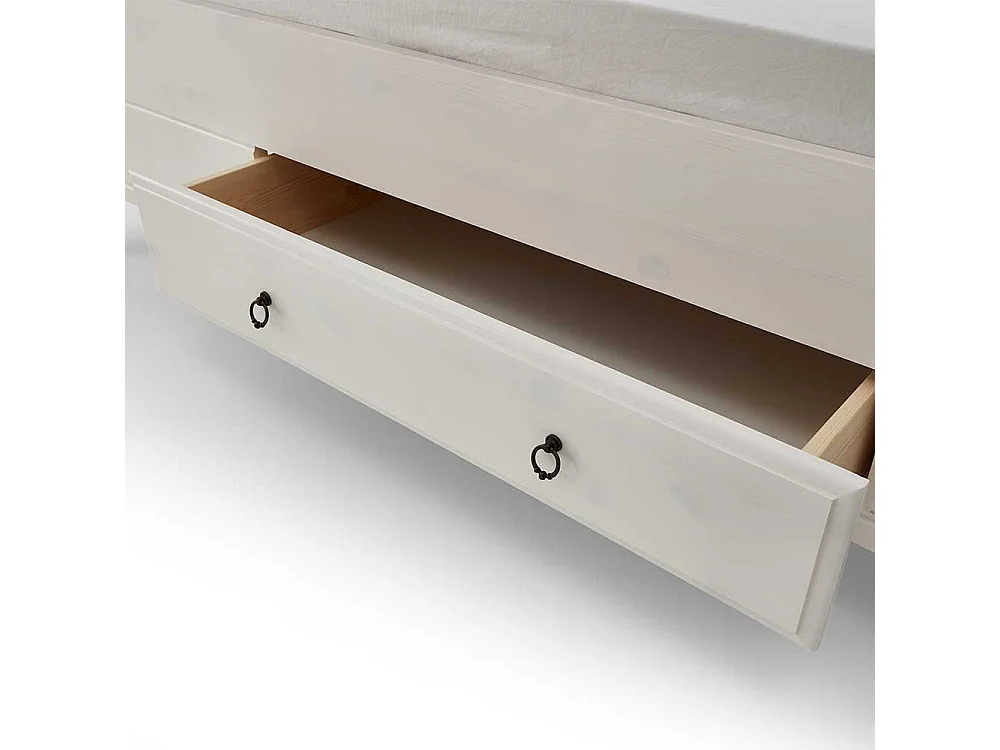 Massivholzbett aus Kiefer Weiß Landhaus Design