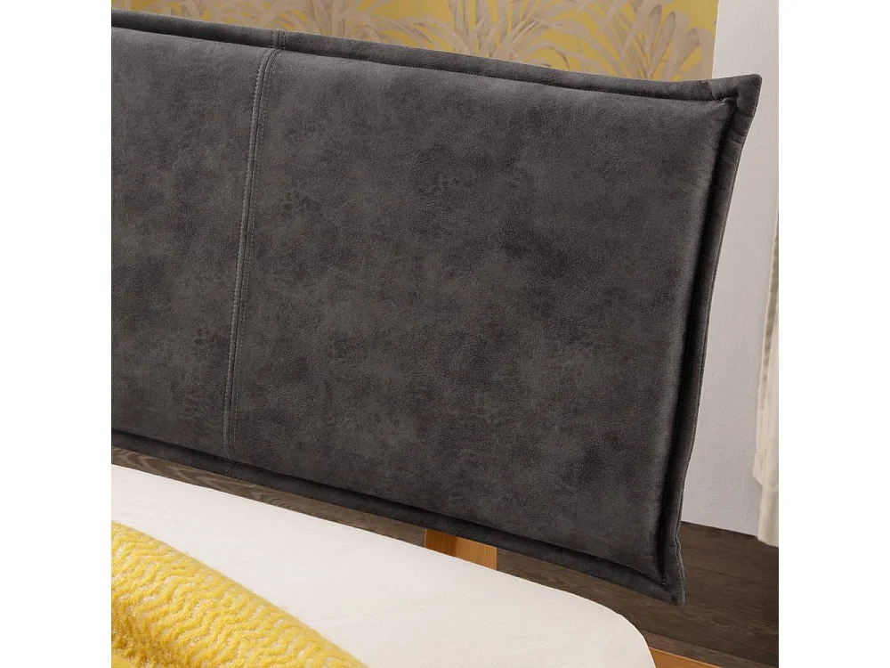 Holzbett Doppelbett aus Massivholz mit Massivholz Oberfläche