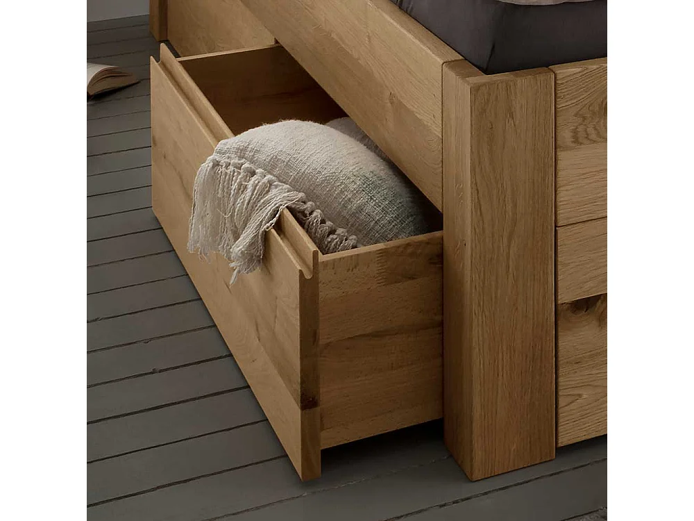 Massivholzbett Doppelbett in modernem Design - Wildeichefarben