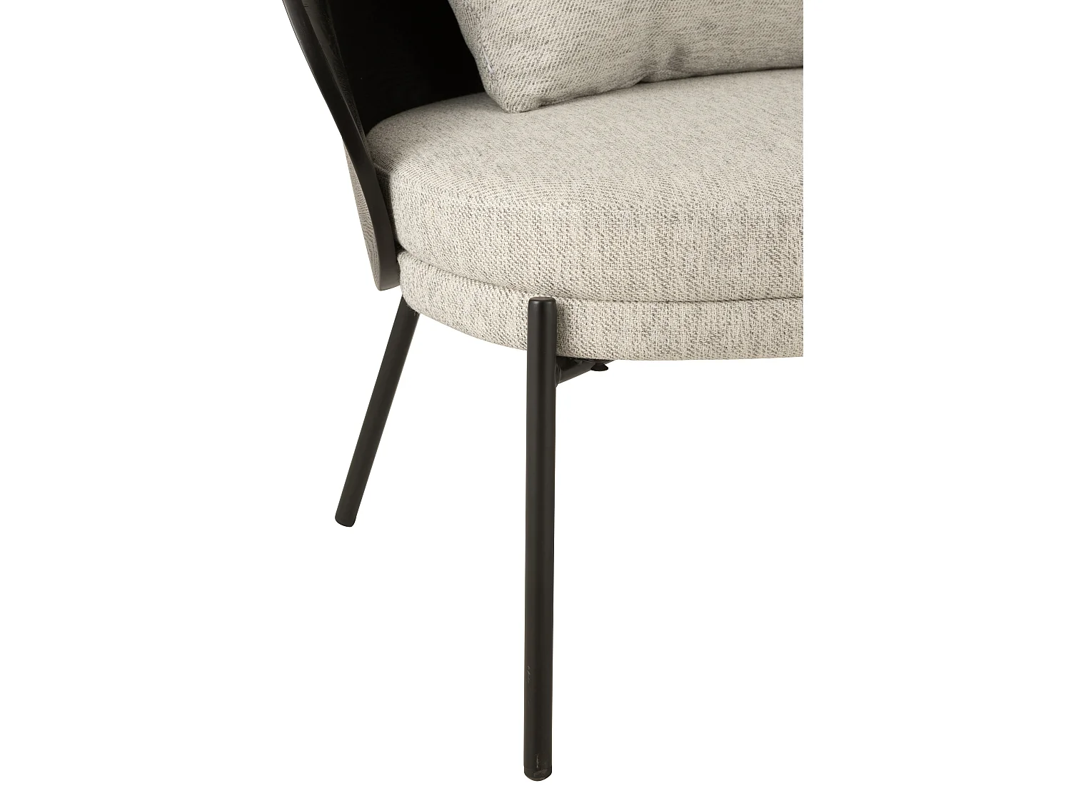 Sillón LONE – Confort moderno y silueta envolvente-Color Negro