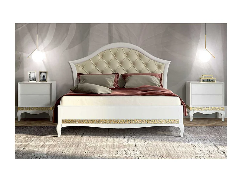 Romantisches Bett in Weiß und Goldfarben Nachttischen (dreiteilig)