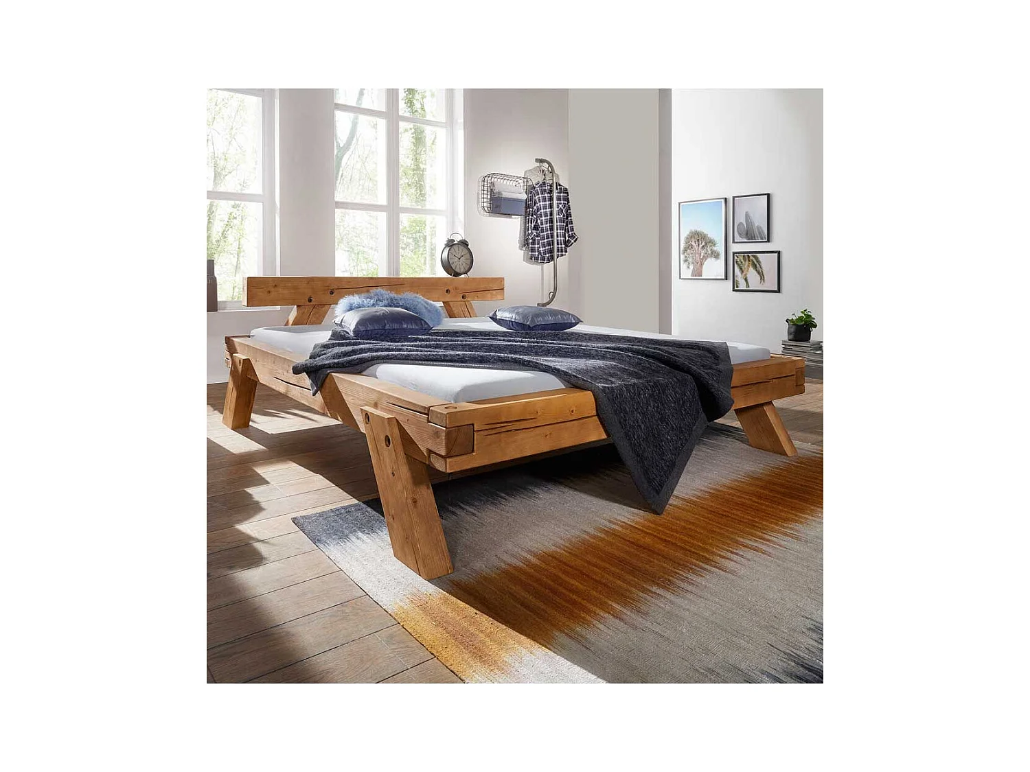 Holzbalkenbett aus Kiefer Massivholz Eiche Honigfarben