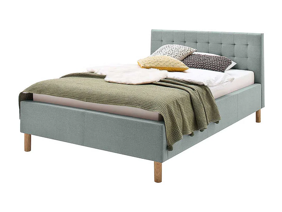 Stoffbett in Hellblau gestepptem Kopfteil