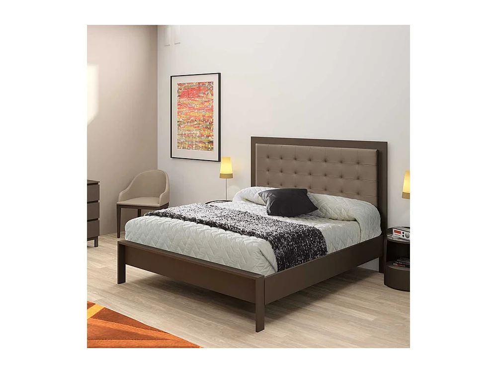 Bett aus Metall mit Polsterkopfteil