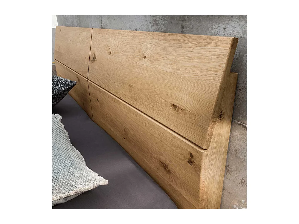 Industriestil Doppelbett in Wildeiche Bianco Wange und Bügelgestell