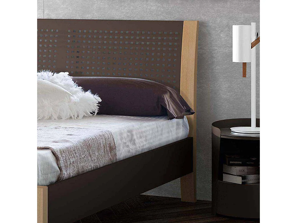 Designbett in Braun Eiche Metall