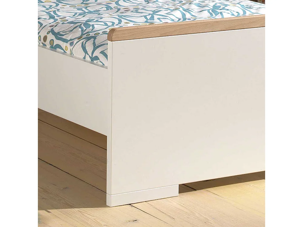 Kinder Jugendbett in Weiß und Buche Nachttisch (zweiteilig)