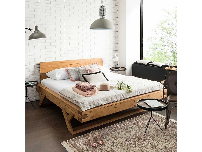 Balken Massivholzbett aus Fichte geölt Kufenfüßen