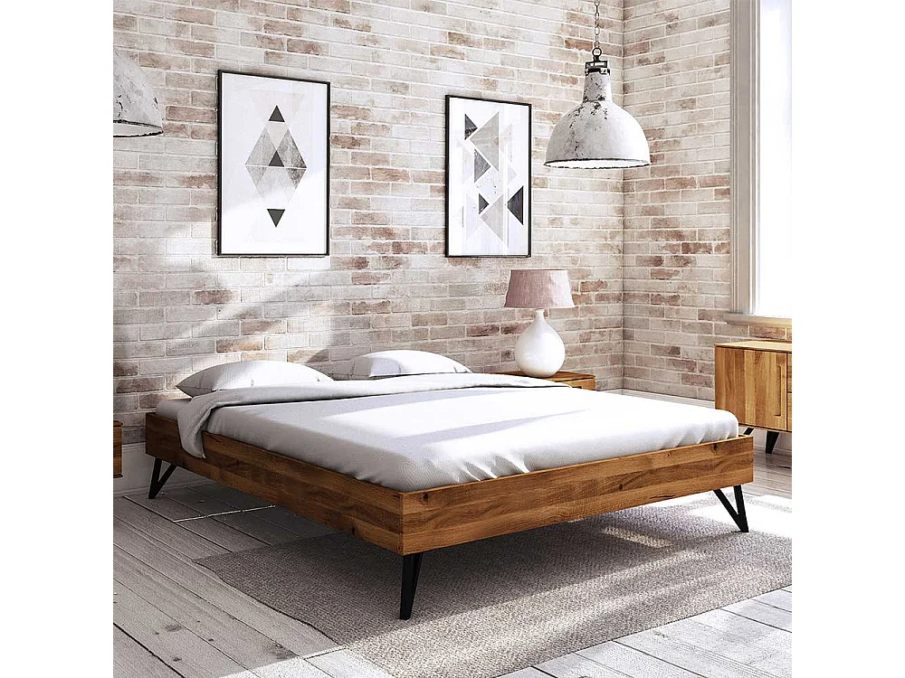 Vollholzbett aus Wildeiche Massivholz und Stahl Kopfteil