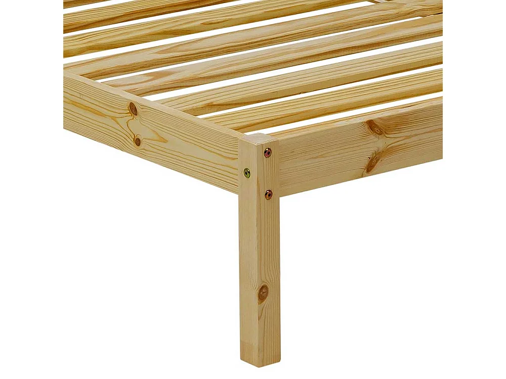 Echtholzbett aus Fichte Massivholz Landhausstil