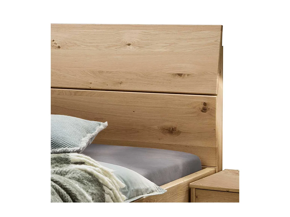 Breites Bett 140 cm in Wildeiche Bianco Metallbügel Gestell