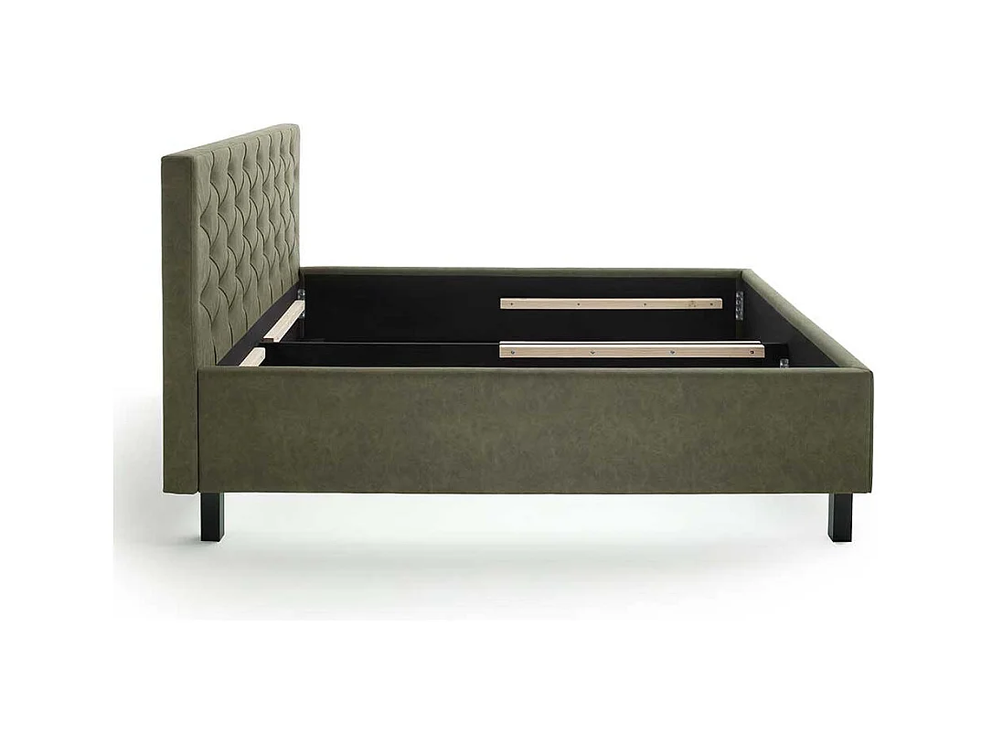 Gepolstertes Bett in Oliv Grün Gestell aus Holz