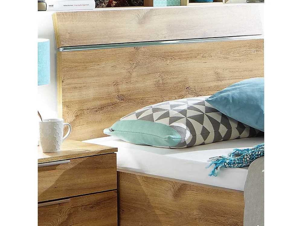 Bett in Holzoptik Plankeneiche in modernem Design Made in Germany