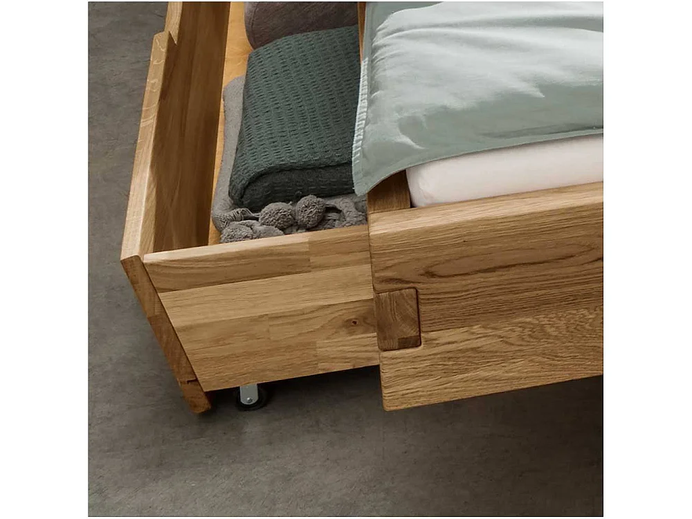 Massivholz Bett Doppelbett in Wildeichefarben geölt