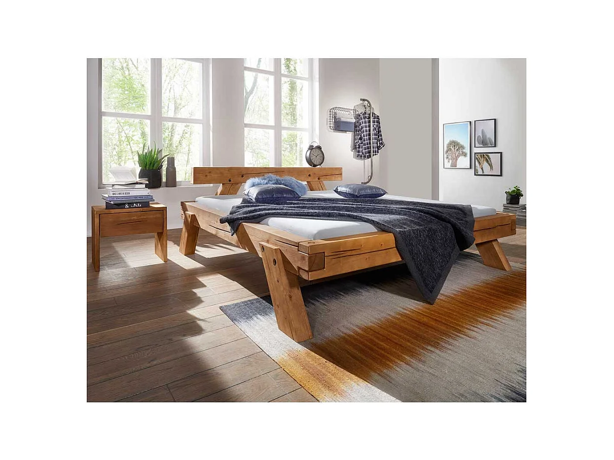 Massivholz Balkenbett mit Nachtkonsolen aus Kiefer Eiche Honigfarben (dreiteilig)
