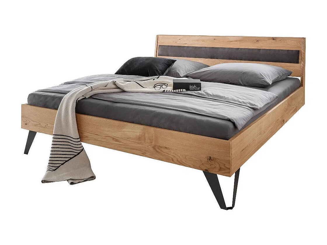 Massivholzbettgestell Ehebett aus Wildeiche Massivholz im Industry und Loft Stil