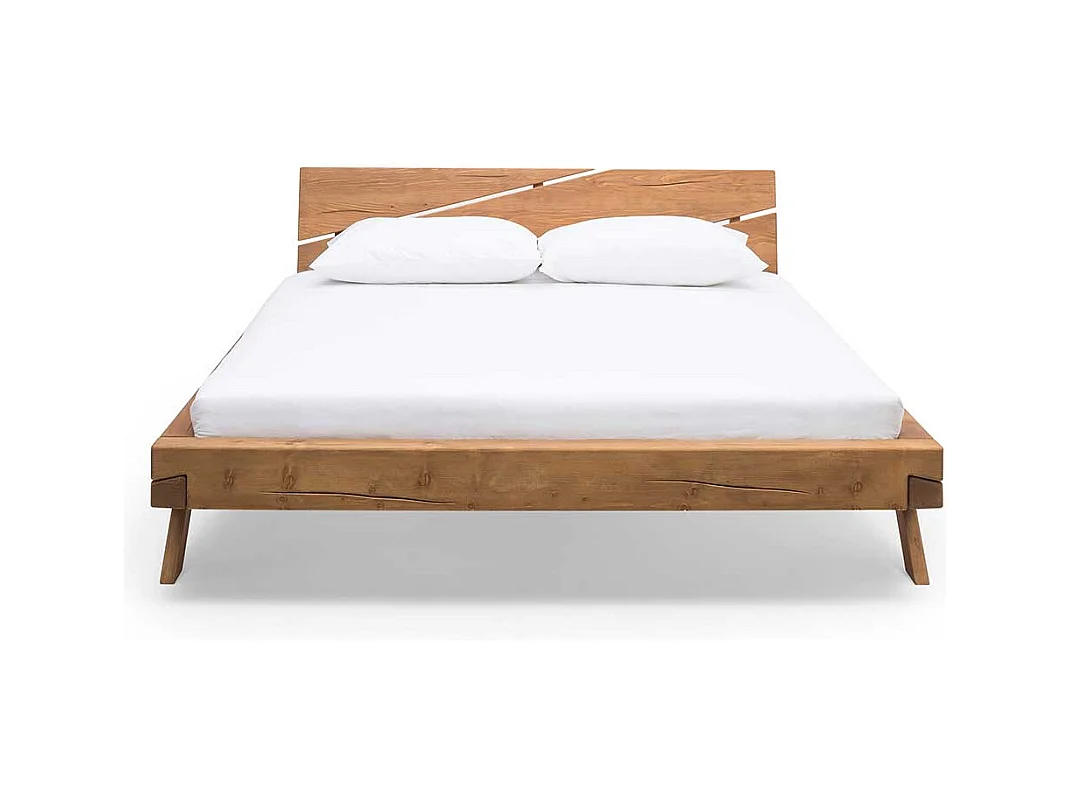 Balkenbett aus Fichte Massivholz Antik Finish