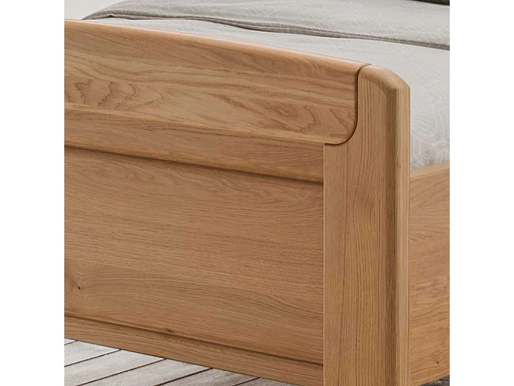 Ehebett aus Eiche teilmassiv Made in Germany