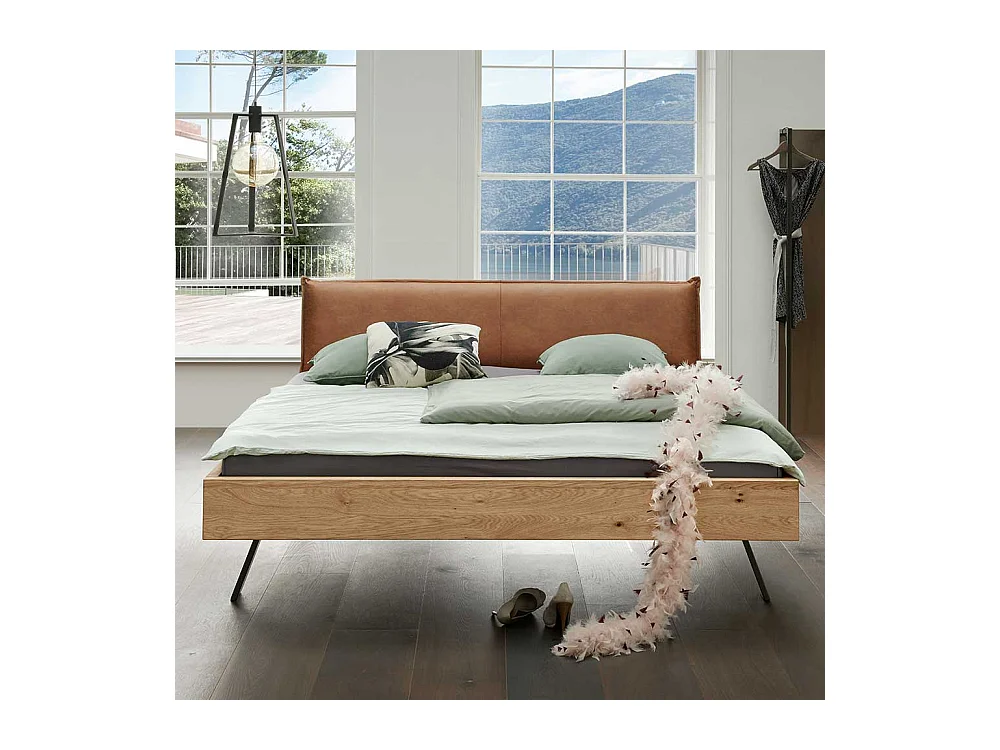 Doppelbett mit Polsterkopfteil aus Wildeiche Massivholz Metall