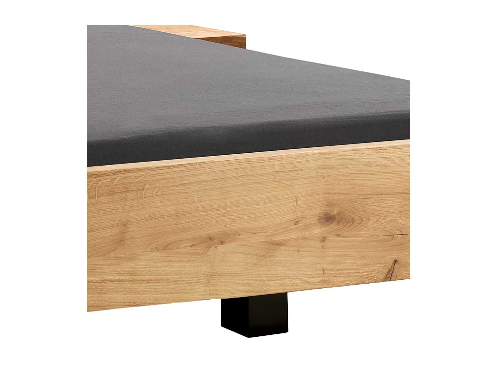 Holzbettgestell im Industry und Loft Stil zwei Nachtkommoden (dreiteilig)