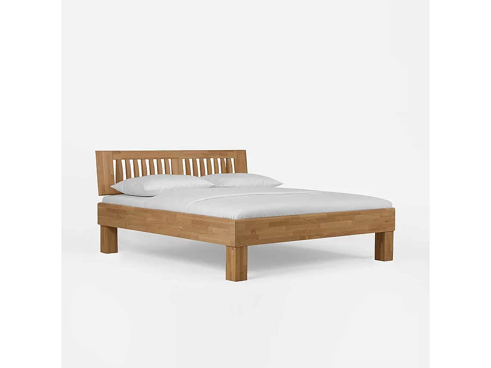 Bett aus Wildeiche Massivholz mit überlänge