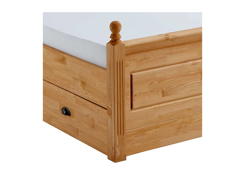 Massivholzbett im Landhausstil Kiefer gebeizt und geölt