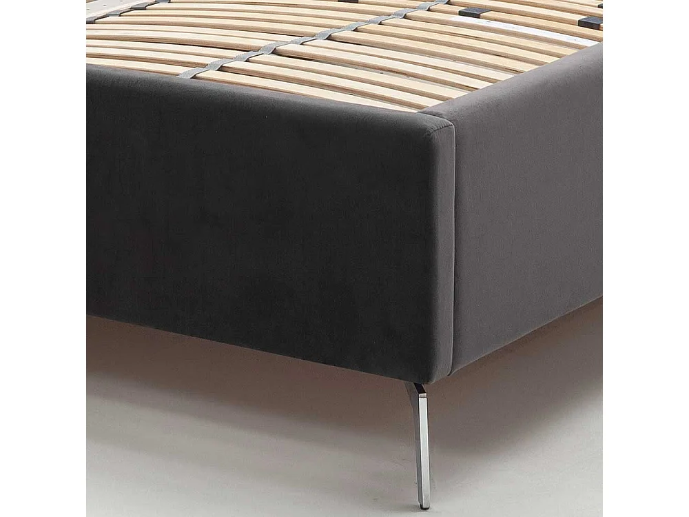 Polsterbetten mit Lattenrosten in Anthrazit Chromfarben