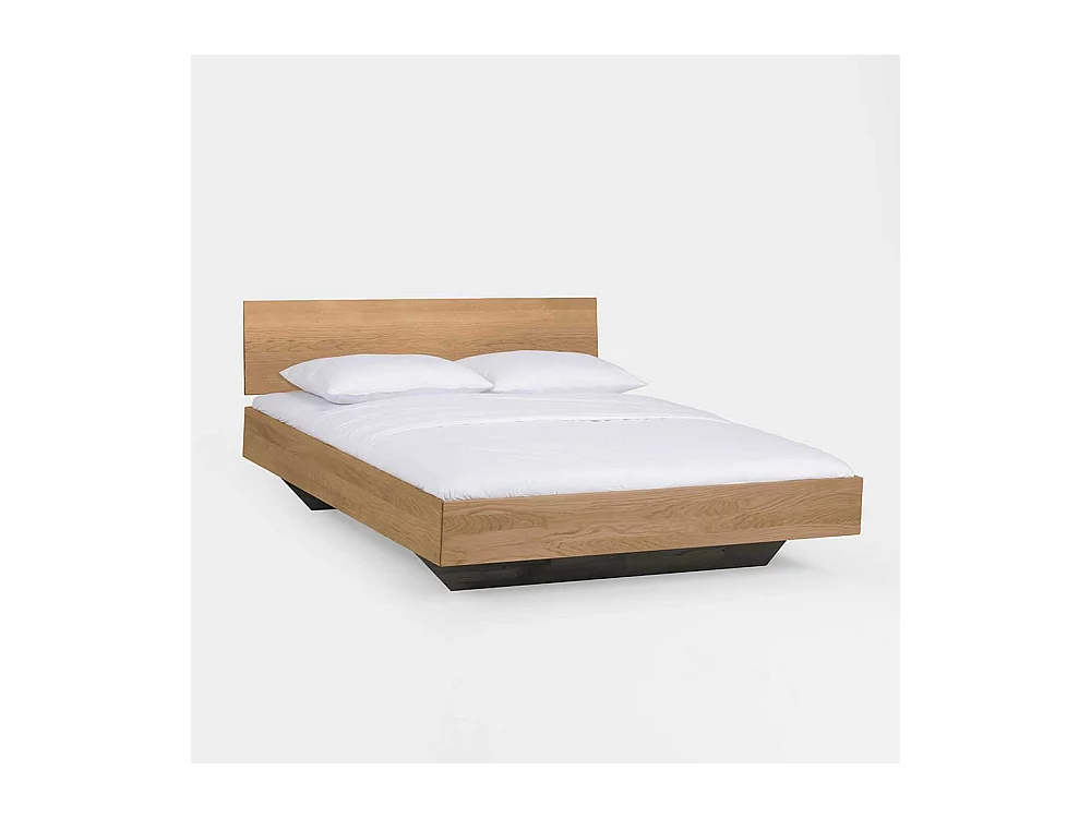 Bett aus Wildeiche Massivholz schwebend (dreiteilig)