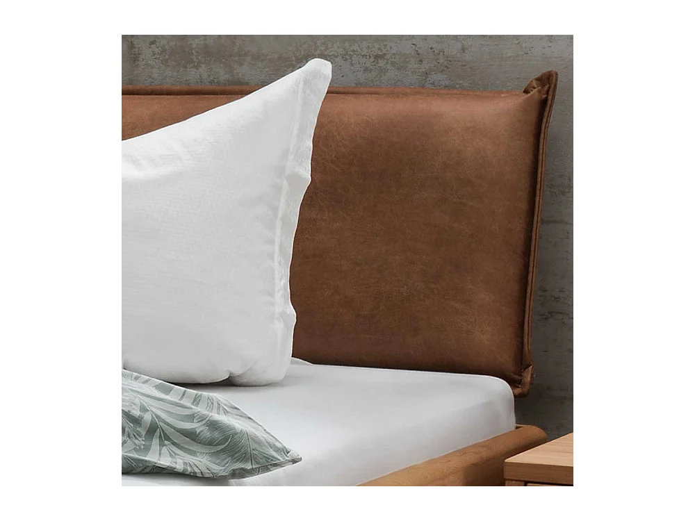 Kernbuche Bett mit gepolstertem Kopfteil Holzoberfläche geölt