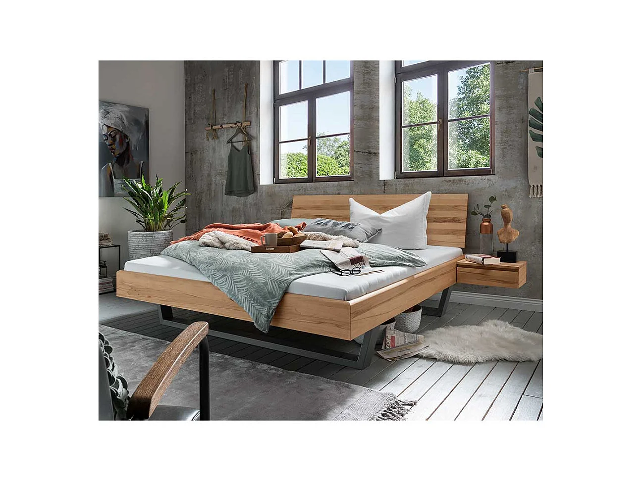 Metallkufenbett aus Kernbuche Massivholz zwei Nachtkommoden (dreiteilig)