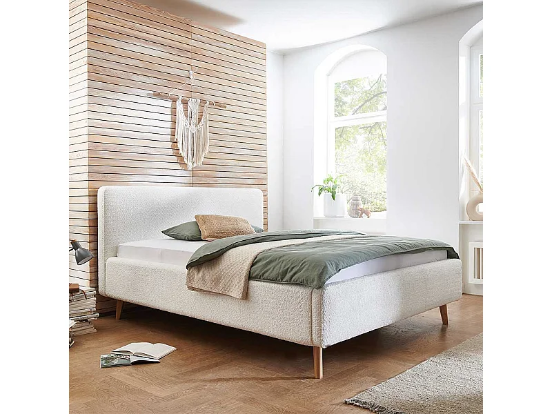 Polsterbett Skandi Stil in Cremefarben Vierfußgestell aus Eiche