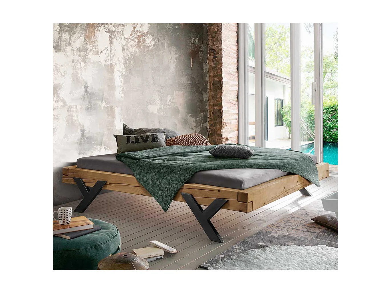 Balkenbett Fichte im rustikalen Stil Y Gestell aus Metall