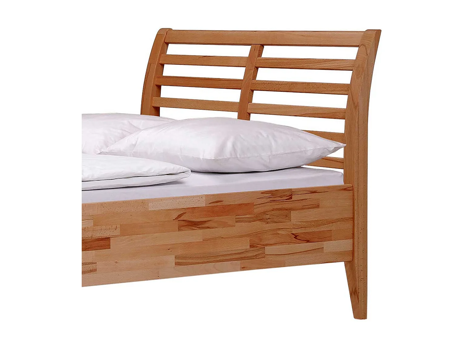 Massives Holzbett in Kernbuchefarben Landhausstil