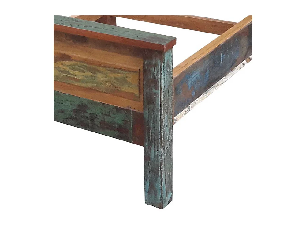 Shabby Doppelbett in Bunt Recyclingholz