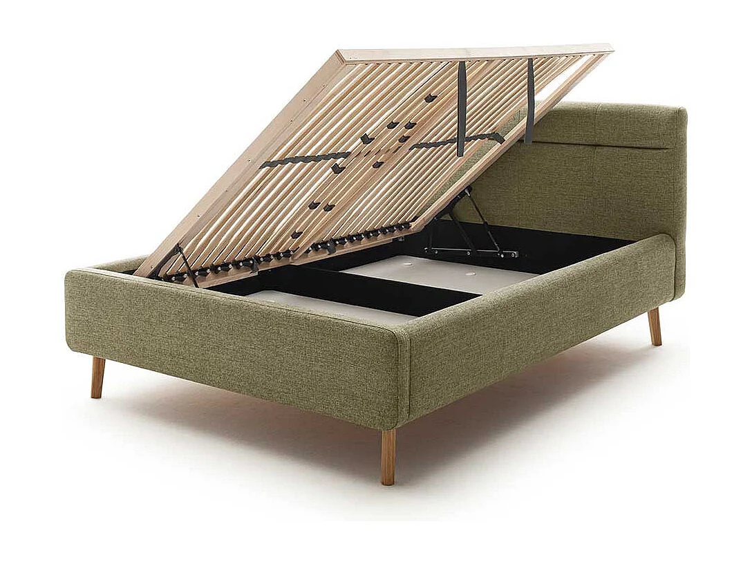 Gepolstertes Bett Skandi Grün mit Vierfußgestell aus Holz Eichefarben