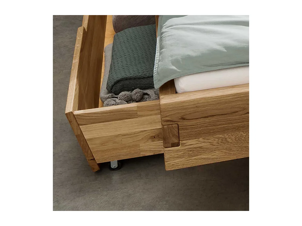 Naturholzbett aus Wildeiche Bettkasten