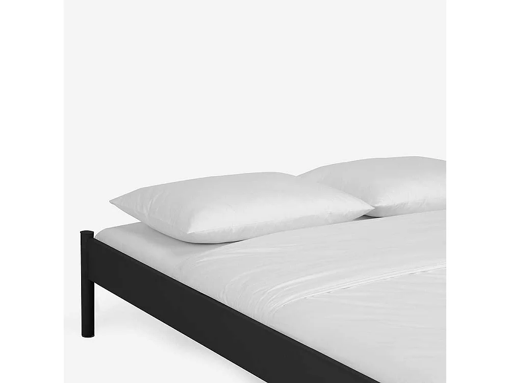 Jugendbett in Schwarz Eisen ohne Kopfteil