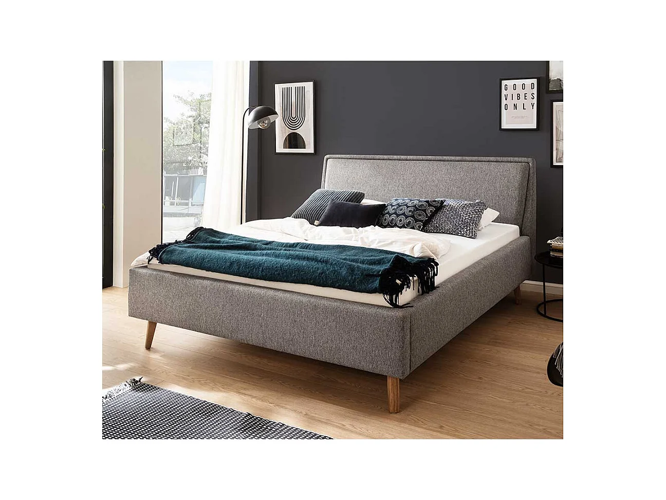 Gepolstertes Bett im Skandi Design 50 cm Einstiegshöhe