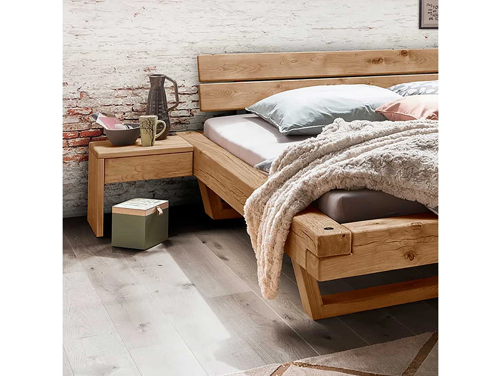 Balkenbett aus Wildeiche Massivholz Nachttischen (dreiteilig)