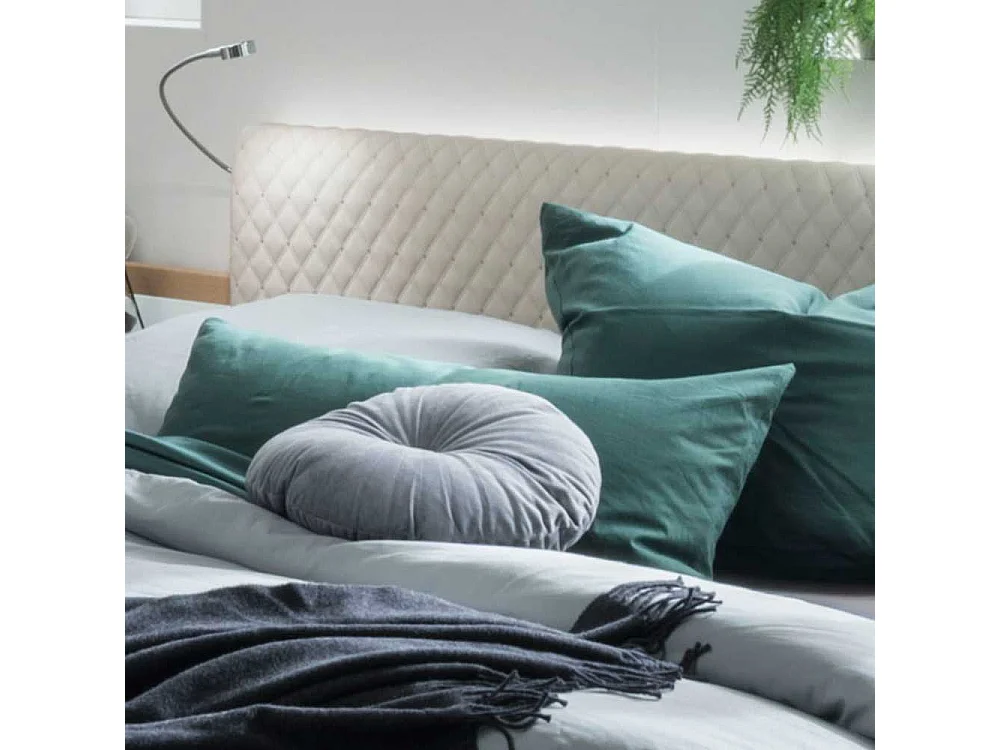 Doppelbett in Beige und Eiche Bianco LED Beleuchtung (dreiteilig)