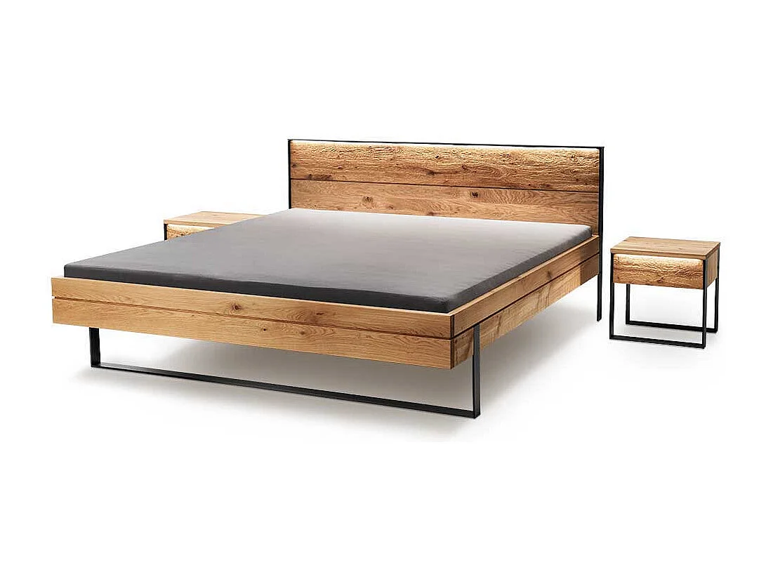 Bügelgestell Doppelbett Wildeiche im Industrie und Loft Stil optionale Beleuchtung