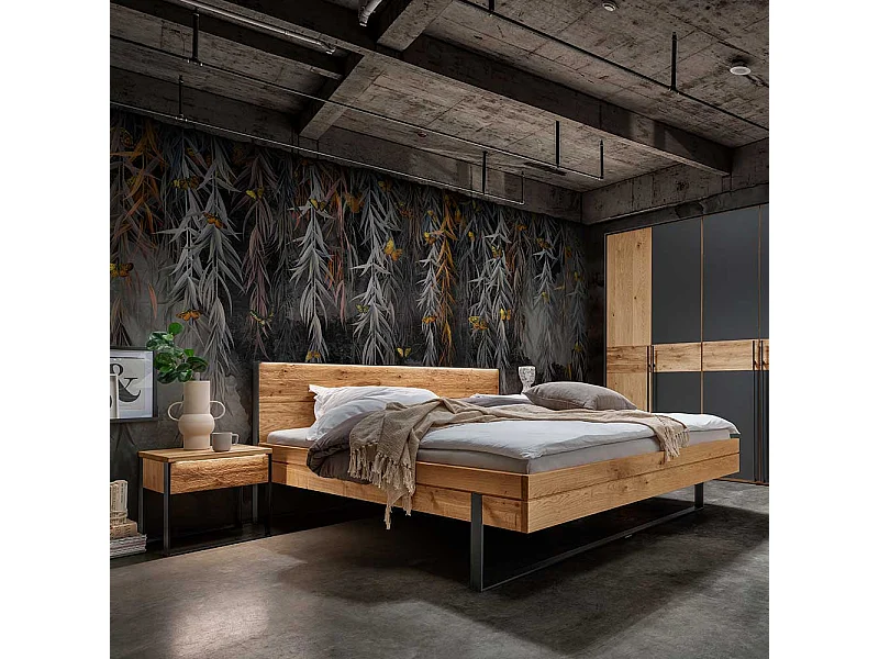 Bügelgestell Doppelbett Wildeiche im Industrie und Loft Stil optionale Beleuchtung