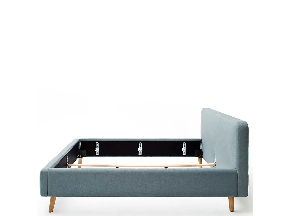 Gepolstertes Bett in Hellblau Webstoff modern