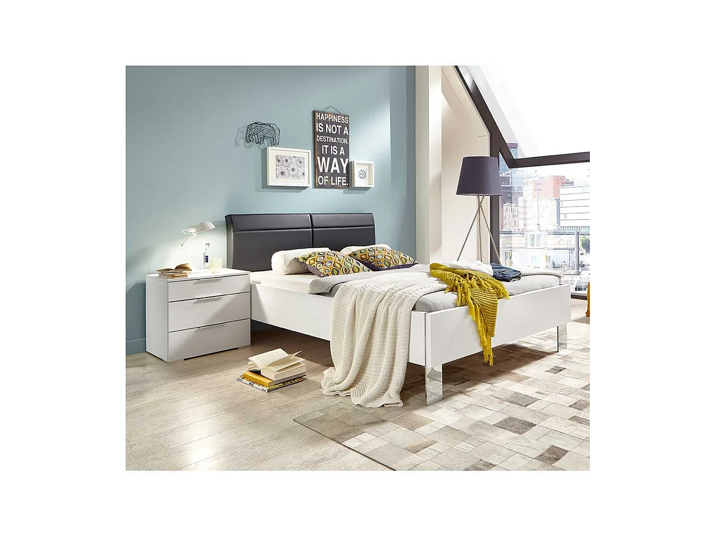 Großes Bett in modernem Design Weiß und Dunkelgrau