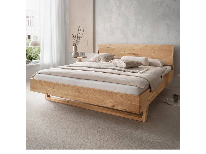 Doppelbett Holzbett in Wildeichefarben Kufengestell aus Holz