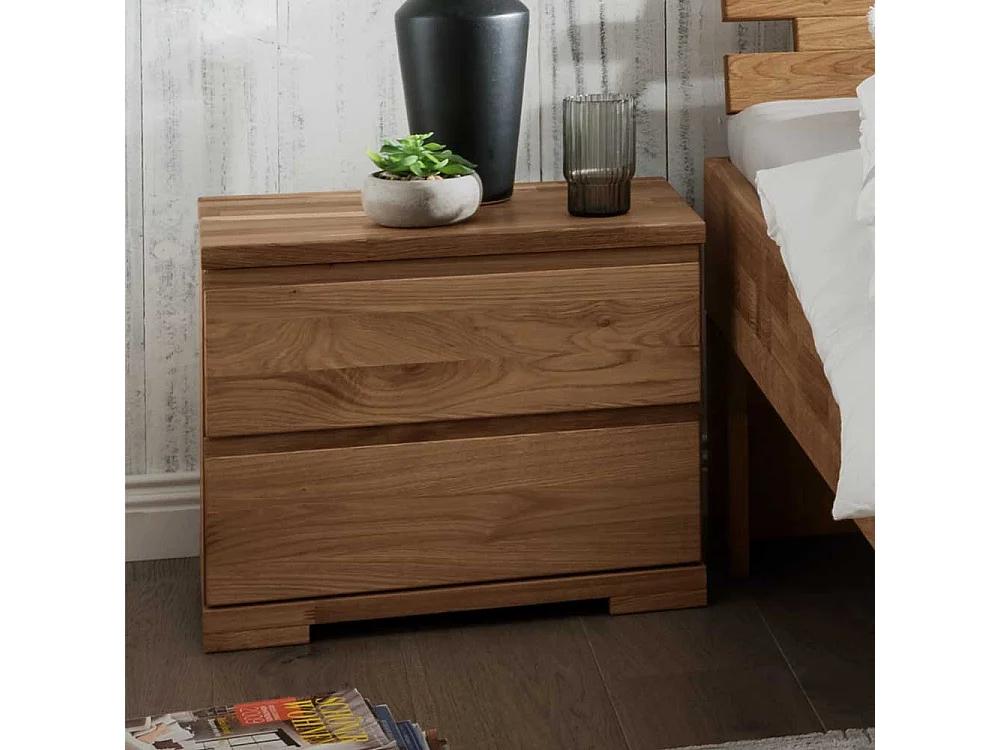 Echtholzbett mit Kommoden aus Wildeiche Massivholz Oberfläche geölt (dreiteilig)