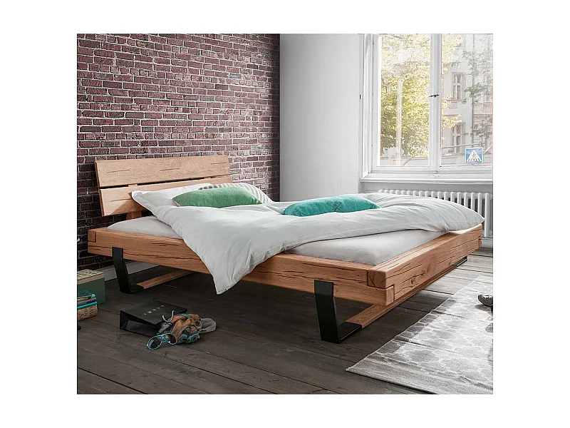 Massivholz Bettgestell aus Wildeiche Metallkufen mit Holz