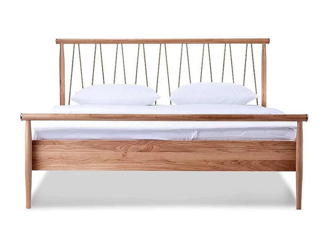 Massives Holzbett in Wildeiche Honigfarben Goldfarben