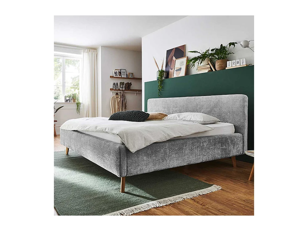 Graues Polsterbettgestell aus Boucle Stoff Eiche Massivholz